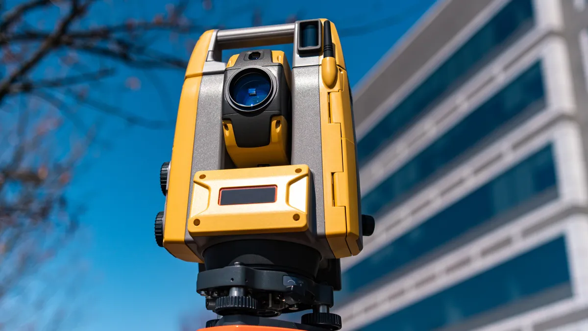Virtual design and construction field technology