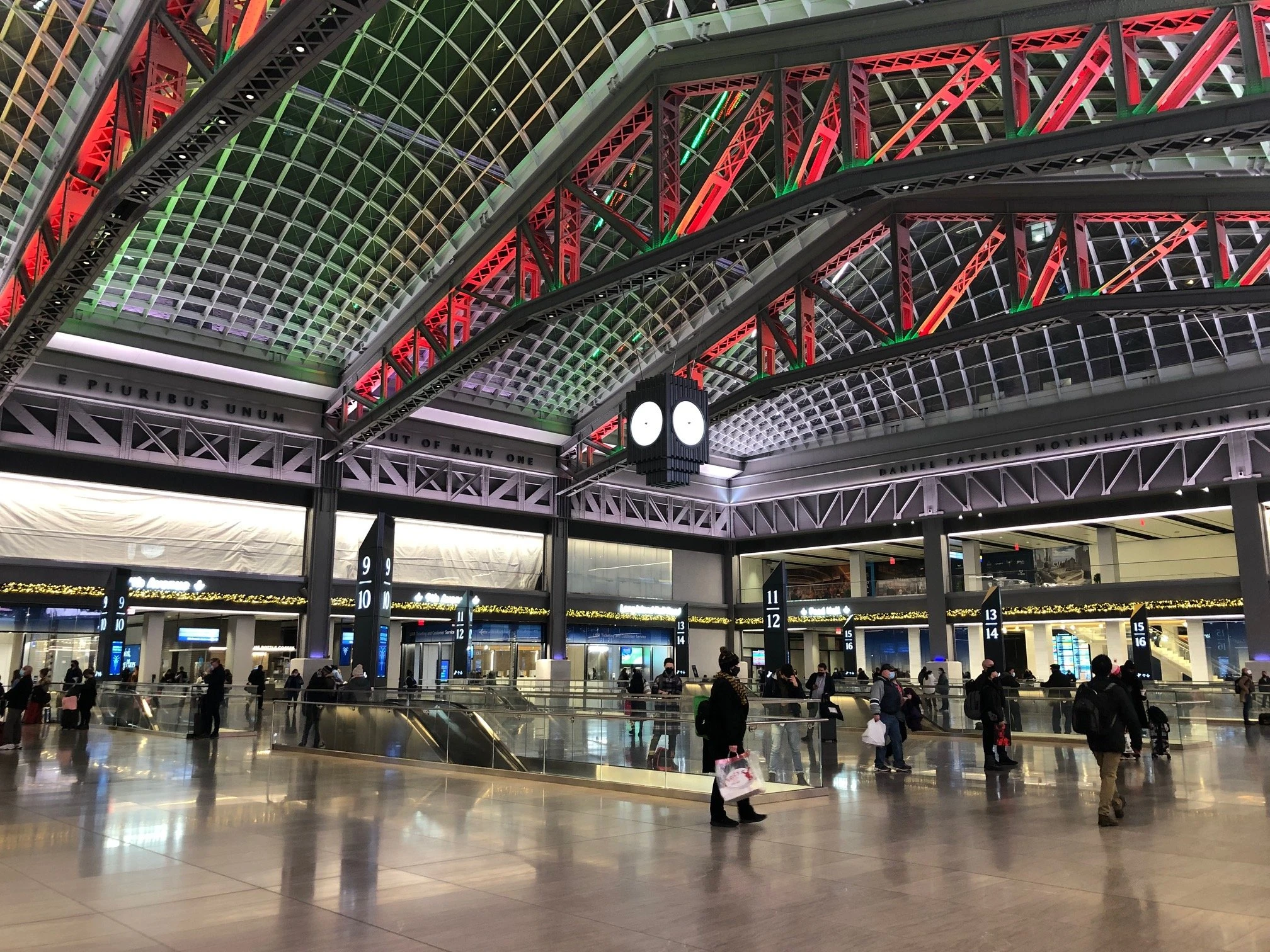 Moynihan Train Hall escalators