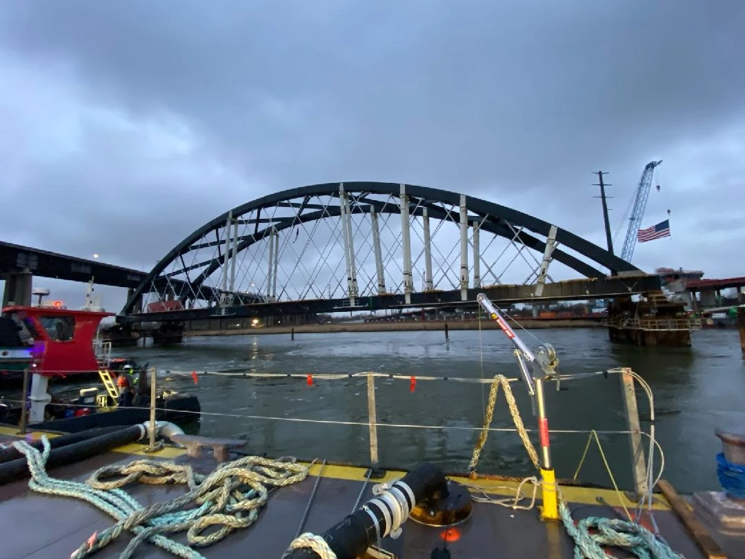 Portal North Bridge construction